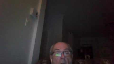 Snapshot of bernard1102 chatting on October 2025 01:00:02 AM bernard1102 online show from October 2025 01:00:02 AM