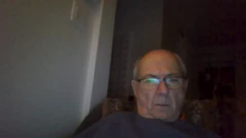 Snapshot of bernard1102 chatting on November 2025 01:28:01 AM bernard1102 online show from November 2025 01:28:01 AM