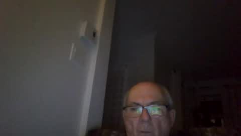 Snapshot of bernard1102 chatting on November 2025 01:36:01 AM bernard1102 online show from November 2025 01:36:01 AM