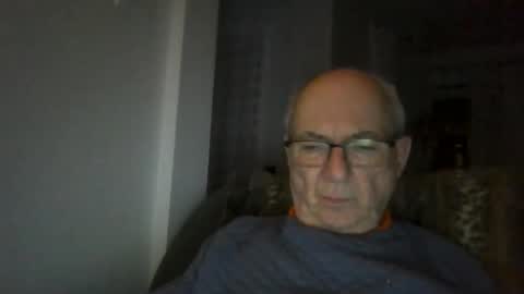 Snapshot of bernard1102 chatting on February 2026 01:28:02 AM bernard1102 online show from February 2026 01:28:02 AM