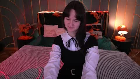 Violette online show from October 2025 07:25:01 AM