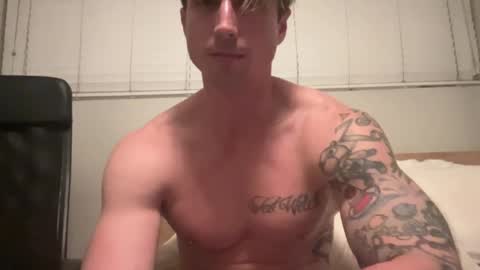 Bestcoast3579 online show from November 2025 02:00:02 AM