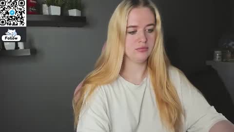Snapshot of betany_fokss chatting on August 2026 04:48:01 AM Bella Schedule GMT2 Mon Tue Wed Thu Fri Sat Sun 8 am from 2pm online show from August 2026 04:48:01 AM