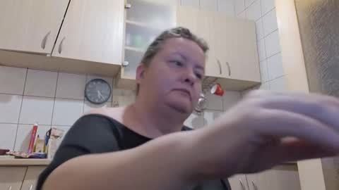 bethnorth online show from October 2025 02:21:01 AM