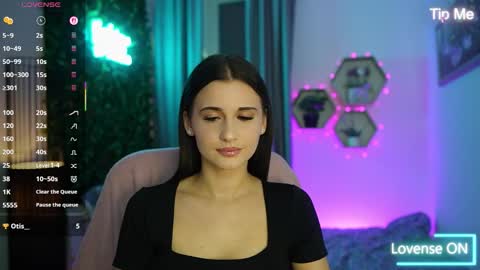 Snapshot of betty_greyy chatting on October 2025 07:12:01 PM Betty Grey online show from October 2025 07:12:01 PM