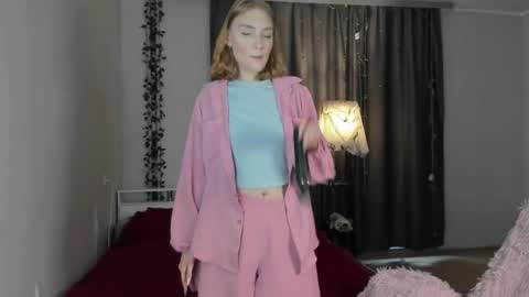 Dory make me happier online show from September 2025 02:44:02 AM