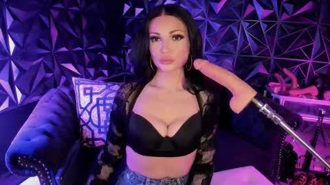 NatashaxoBangs online show from November 2025 12:55:01 AM