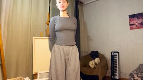 Snapshot of bettymorante chatting on February 2026 12:01:01 PM Hinata online show from February 2026 12:01:01 PM