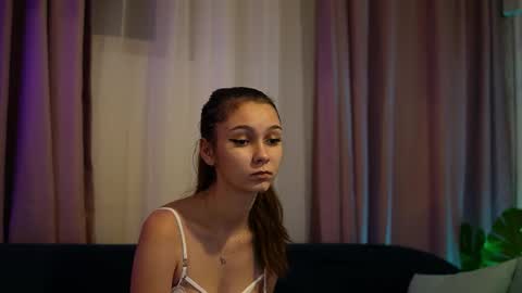  Betty  online show from October 2025 06:48:01 PM