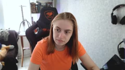 Snapshot of beverly_yay chatting on May 2026 09:25:02 AM beverly_yay online show from May 2026 09:25:02 AM