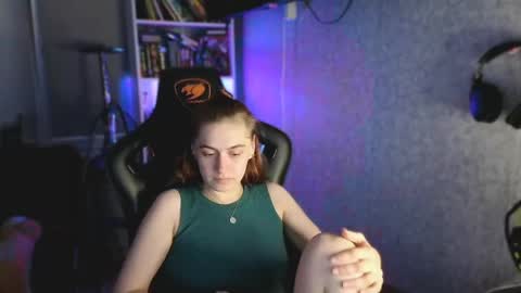 Snapshot of beverly_yay chatting on May 2026 08:17:01 PM beverly_yay online show from May 2026 08:17:01 PM