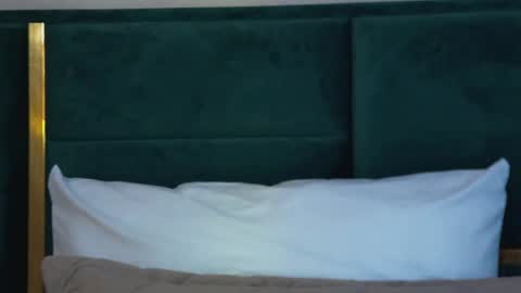 Snapshot of beverlyyork chatting on April 2026 01:41:02 PM Beverly online show from April 2026 01:41:02 PM