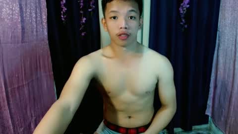 Adrian online show from February 2025 08:49:02 AM