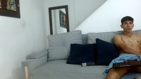 Snapshot of beyonce_21 chatting on June 2026 10:32:01 PM beyonce_21 online show from June 2026 10:32:01 PM