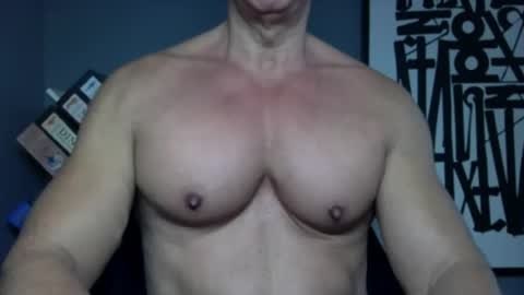 BGDKMUSCLEGUY - SELECTED BY CHATURBATE AS A TOP BROADCASTER FOR 2023 online show from February 2026 04:52:02 PM