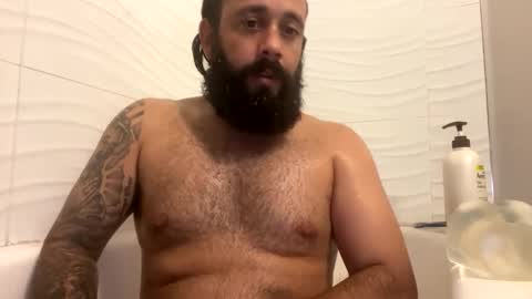 Snapshot of bgonzo_1118 chatting on November 2025 04:14:02 AM bgonzo_1118 online show from November 2025 04:14:02 AM