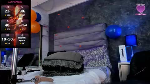 Snapshot of bianca_bella_ chatting on November 2025 06:51:01 PM BESHA... online show from November 2025 06:51:01 PM