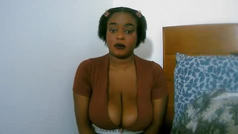 Snapshot of bianca_ebony chatting on October 2025 07:52:01 AM bianca ebony online show from October 2025 07:52:01 AM