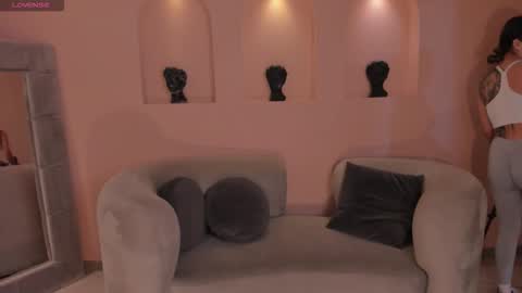 Snapshot of biancapierce_ chatting on February 2026 11:57:02 AM Bianca Pierce online show from February 2026 11:57:02 AM