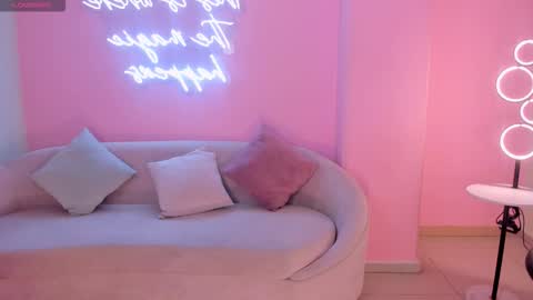 Snapshot of biancapierce_ chatting on March 2026 12:00:01 PM Bianca Pierce online show from March 2026 12:00:01 PM