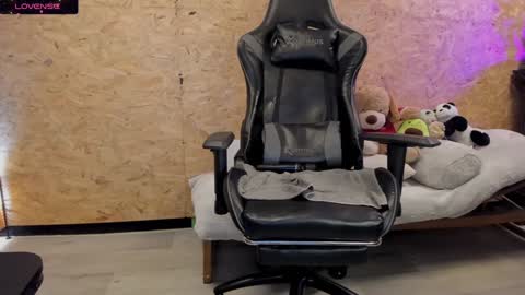 Biancastrong.. IGThebiancastrong online show from January 2025 04:44:02 AM