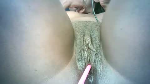 pretty online show from January 2025 09:03:01 AM