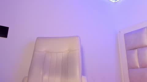 bibiana_js_ online show from January 2026 04:12:02 PM