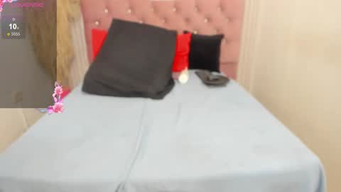 Snapshot of big_ass_18x chatting on February 2026 11:31:02 PM big_ass_18x online show from February 2026 11:31:02 PM