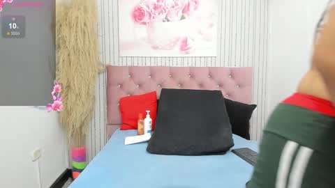 Snapshot of big_ass_18x chatting on February 2026 11:03:01 PM big_ass_18x online show from February 2026 11:03:01 PM