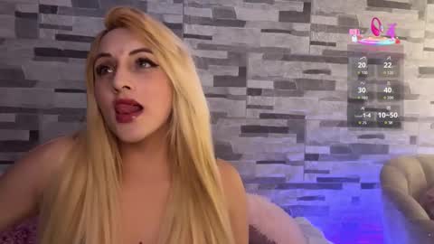 Snapshot of big_clit71 chatting on November 2025 01:59:01 AM angela online show from November 2025 01:59:01 AM