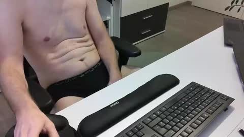 Snapshot of big_tobi_1 chatting on November 2025 06:51:02 AM big_tobi_1 online show from November 2025 06:51:02 AM