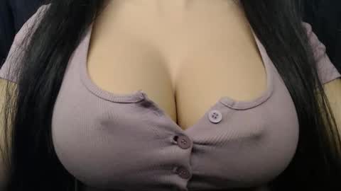 Snapshot of bigboobs_ivy chatting on September 2025 09:58:02 AM Ivy online show from September 2025 09:58:02 AM