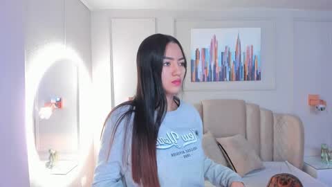   online show from February 2025 10:05:01 AM