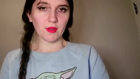 Isabella online show from January 2025 10:35:02 PM