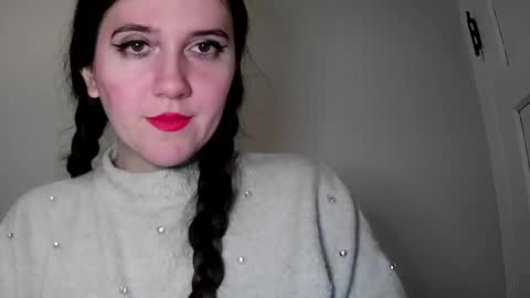 Isabella online show from February 2025 08:11:01 AM