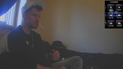 Jon - Im Straight online show from November 2025 08:31:01 PM