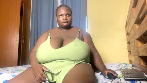 Snapshot of bigchocotities chatting on March 2025 03:31:01 PM bigchocotities online show from March 2025 03:31:01 PM