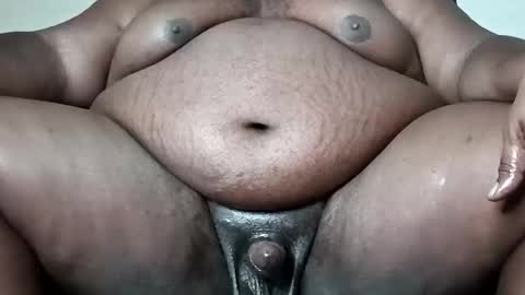 Snapshot of bigchub445 chatting on December 2024 02:14:02 AM MassChub online show from December 2024 02:14:02 AM