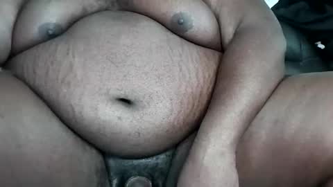 Snapshot of bigchub445 chatting on January 2025 09:53:02 PM MassChub online show from January 2025 09:53:02 PM