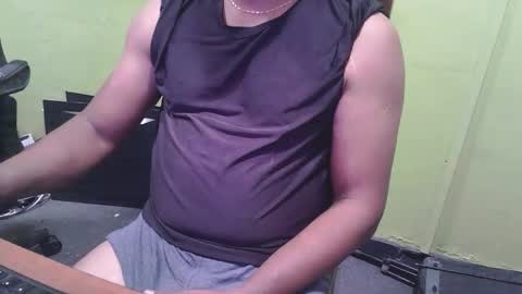 Snapshot of bigdickguyaux chatting on May 2026 06:38:02 PM bigdickguyaux online show from May 2026 06:38:02 PM