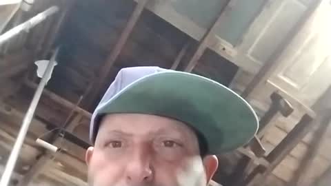 Snapshot of bigdickjeffrey3t chatting on February 2025 03:06:01 PM Biggertjenyou online show from February 2025 03:06:01 PM