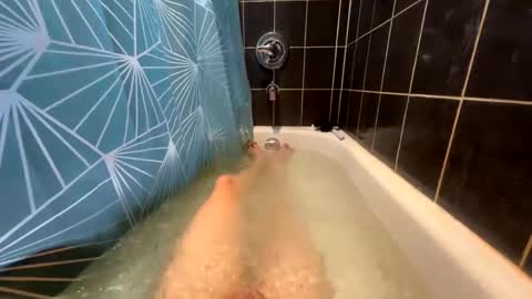 bigdogwig online show from February 2025 08:45:02 PM