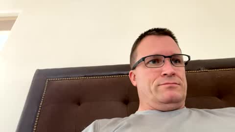 Snapshot of bigger22332233 chatting on January 2025 06:34:02 PM bigger22332233 online show from January 2025 06:34:02 PM