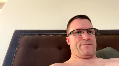 Snapshot of bigger22332233 chatting on January 2025 11:56:01 PM bigger22332233 online show from January 2025 11:56:01 PM