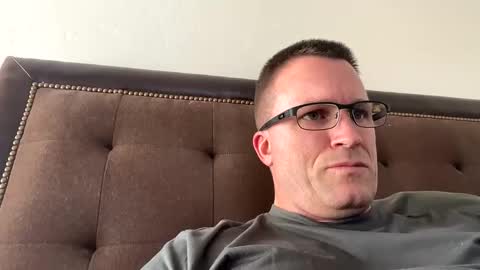 Snapshot of bigger22332233 chatting on January 2025 10:49:02 PM bigger22332233 online show from January 2025 10:49:02 PM