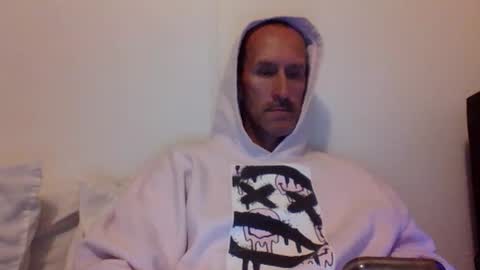 Snapshot of bighugemouthful chatting on September 2025 01:51:02 AM Chaz online show from September 2025 01:51:02 AM