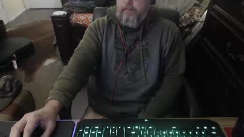 bighugmugg online show from January 2026 05:17:02 PM