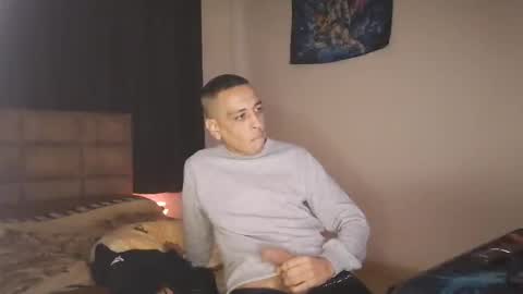 Snapshot of bighunter914318 chatting on February 2026 05:31:01 PM bighunter914318 online show from February 2026 05:31:01 PM