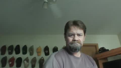 Snapshot of bigload1972 chatting on December 2024 08:38:01 PM bigload1972 online show from December 2024 08:38:01 PM