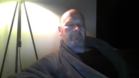 Snapshot of bigmike3339 chatting on March 2025 05:38:02 AM bigmike3339 online show from March 2025 05:38:02 AM